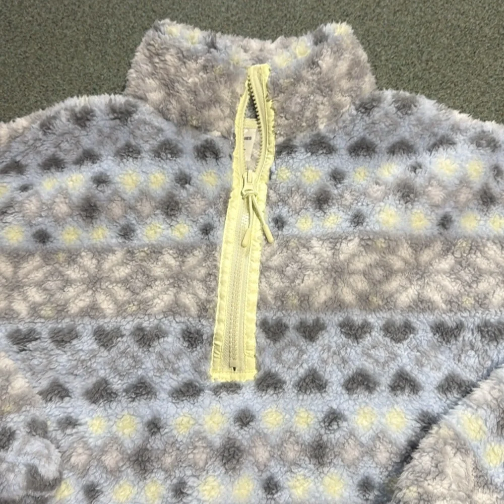 NWT No Boundaries Plush Half-Zip Pullover in Light Gray and Yellow - Picture 4 of 8
